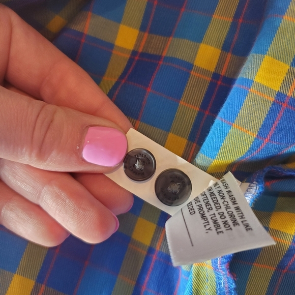 Duluth Trading Company Alaskan Hardgear Midnight Sun Shirt Blue Aster Plaid NWOT - Picture 3 of 16